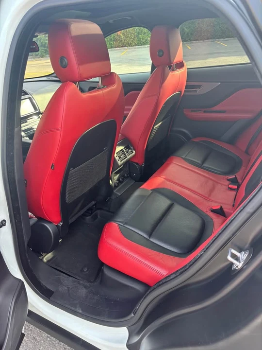 2018 Jaguar F-Pace - Image 5 of 8
