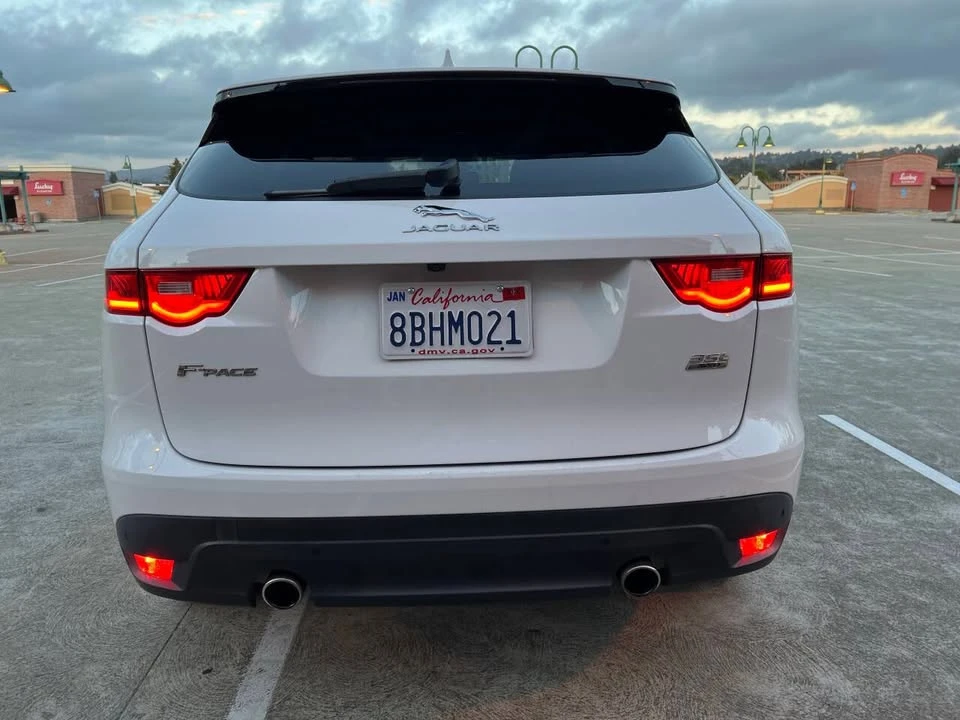2018 Jaguar F-Pace - Image 10 of 19