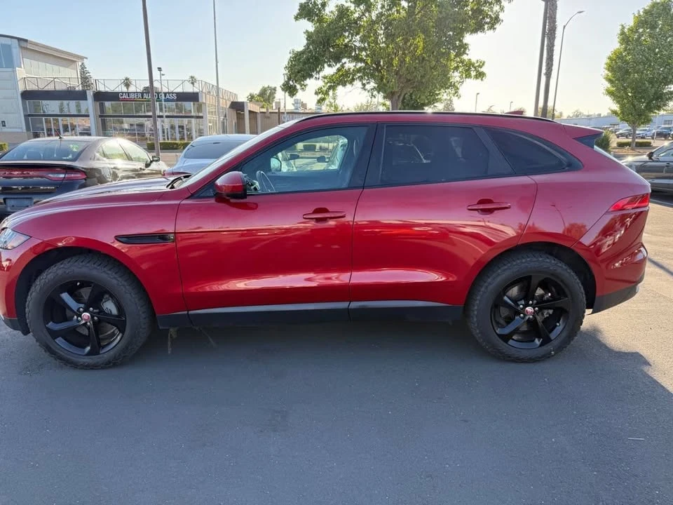 2018 Jaguar F-Pace - Image 8 of 19