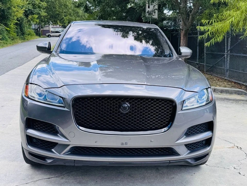 2018 Jaguar F-Pace - Image 2 of 7