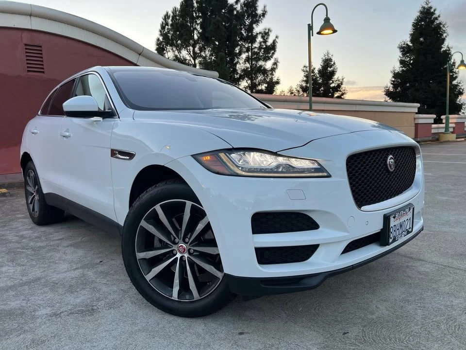 2018 Jaguar F-Pace - Image 16 of 19