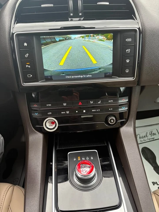 2018 Jaguar F-Pace - Image 18 of 20