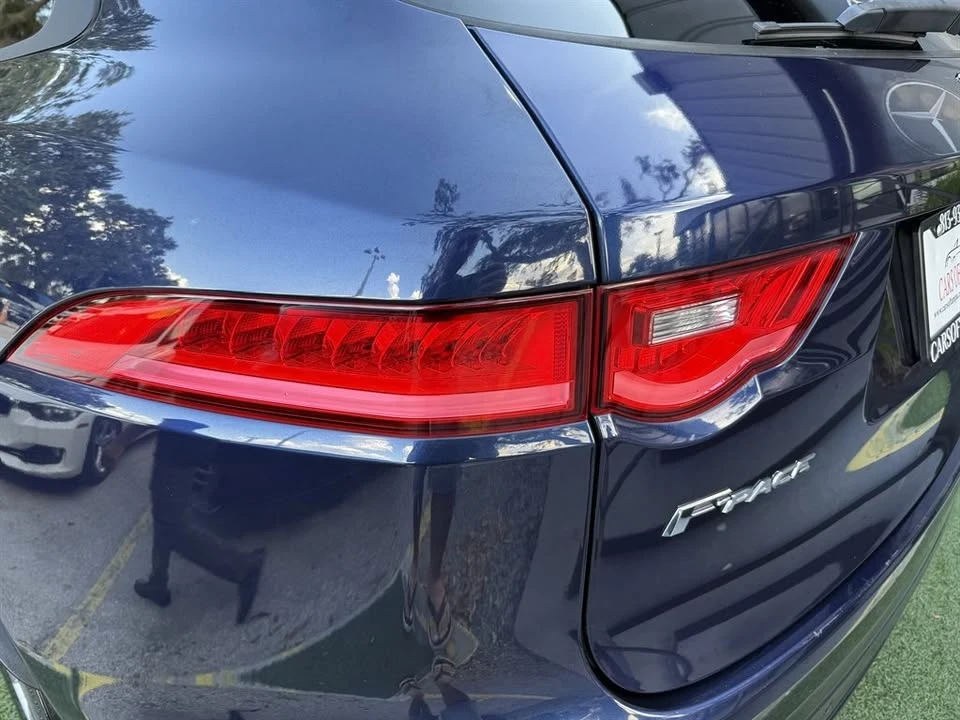 2018 Jaguar F-Pace - Image 7 of 20