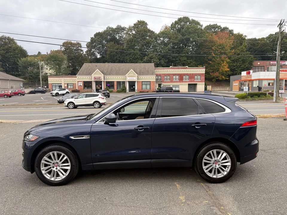 2018 Jaguar F-Pace - Image 2 of 20