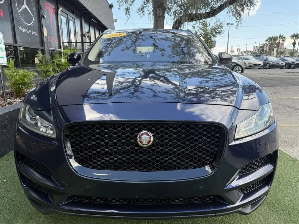 2018 Jaguar F-Pace - Image 2 of 20