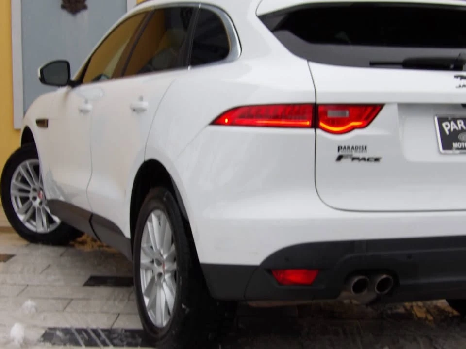 2018 Jaguar F-Pace - Image 10 of 18