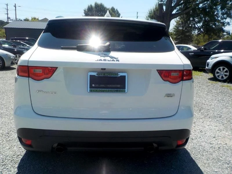 2018 Jaguar F-Pace - Image 3 of 17