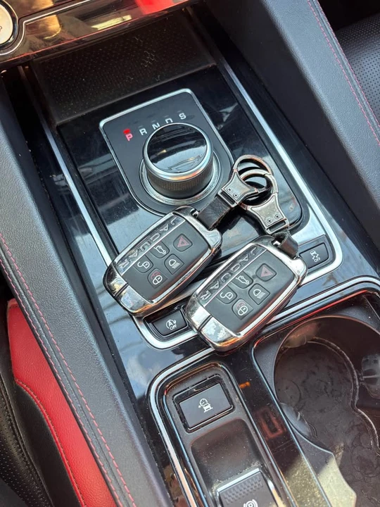 2018 Jaguar F-Pace - Image 2 of 13