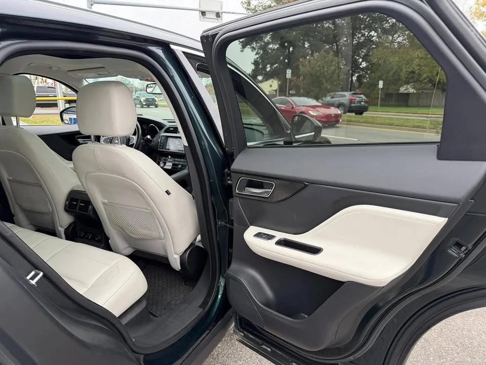 2018 Jaguar F-Pace - Image 16 of 20