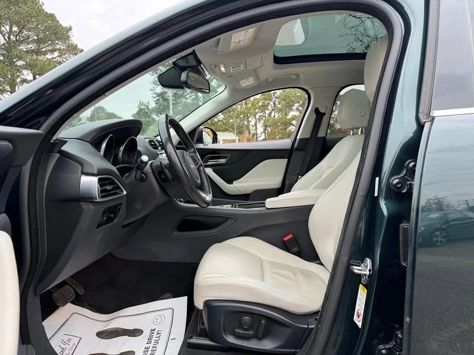 2018 Jaguar F-Pace - Image 11 of 20