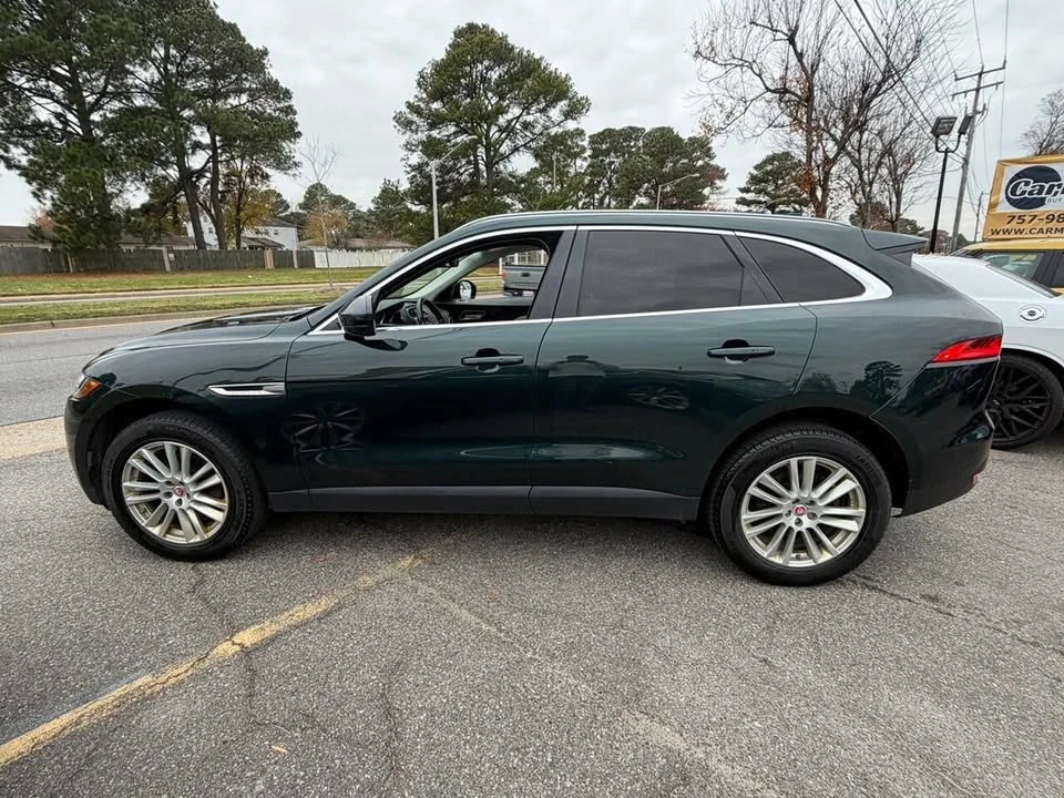 2018 Jaguar F-Pace - Image 9 of 20