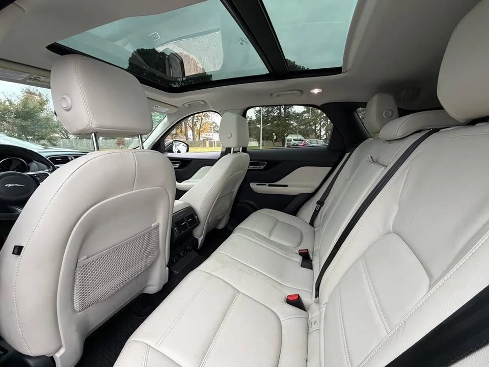 2018 Jaguar F-Pace - Image 19 of 20
