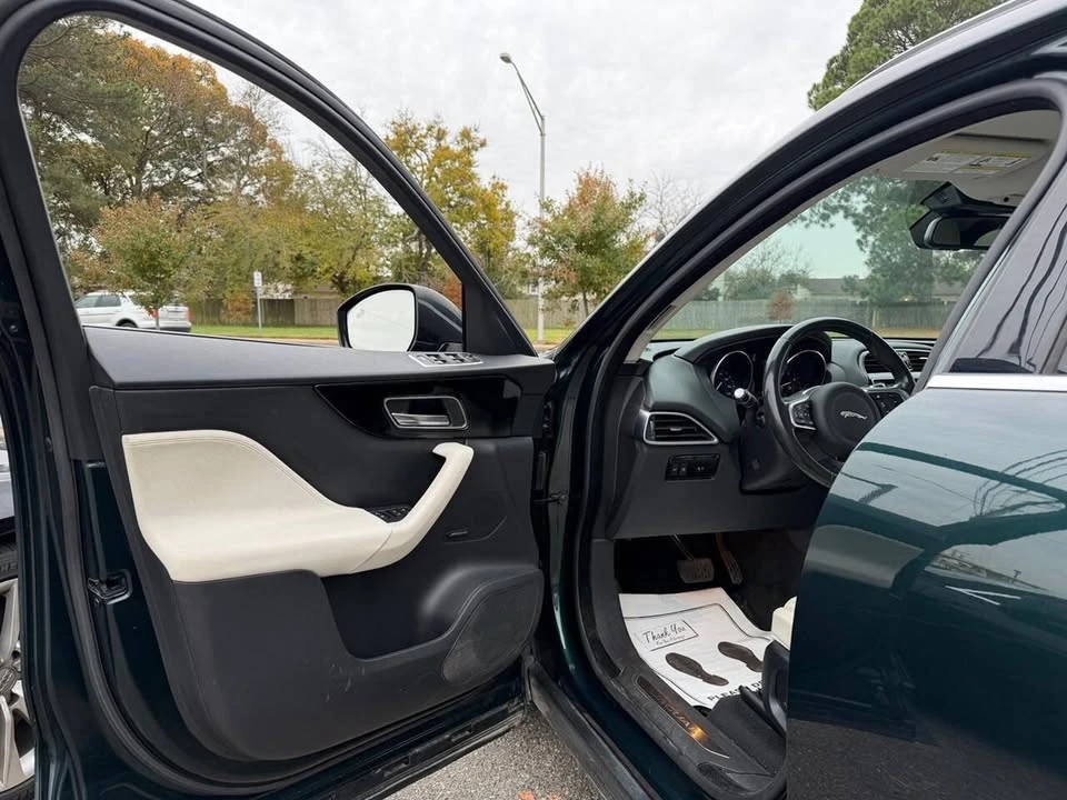 2018 Jaguar F-Pace - Image 12 of 20