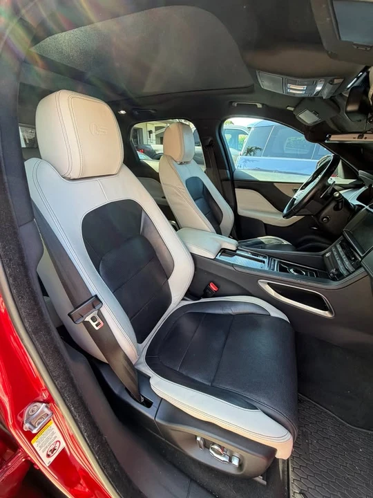 2018 Jaguar F-Pace - Image 6 of 10