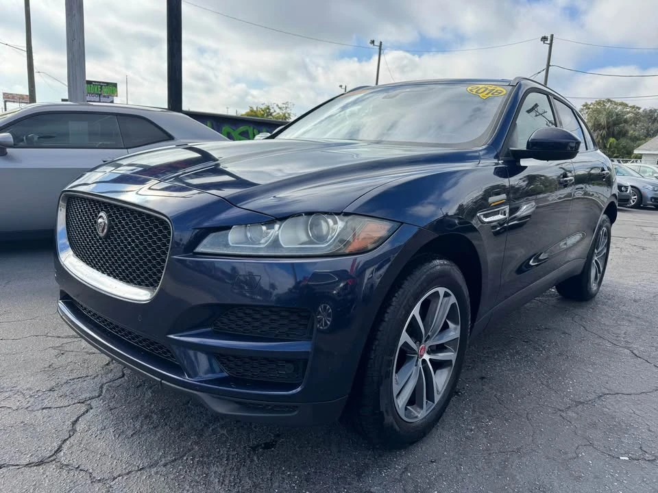 2018 Jaguar F-Pace - Image 2 of 10