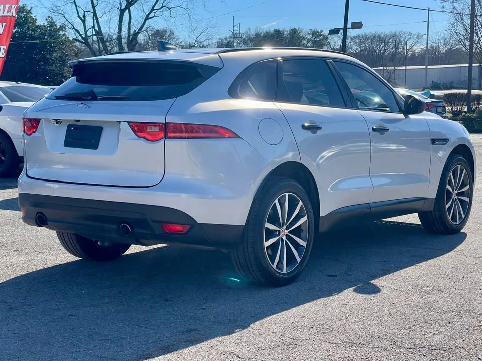 2018 Jaguar F-Pace - Image 3 of 6