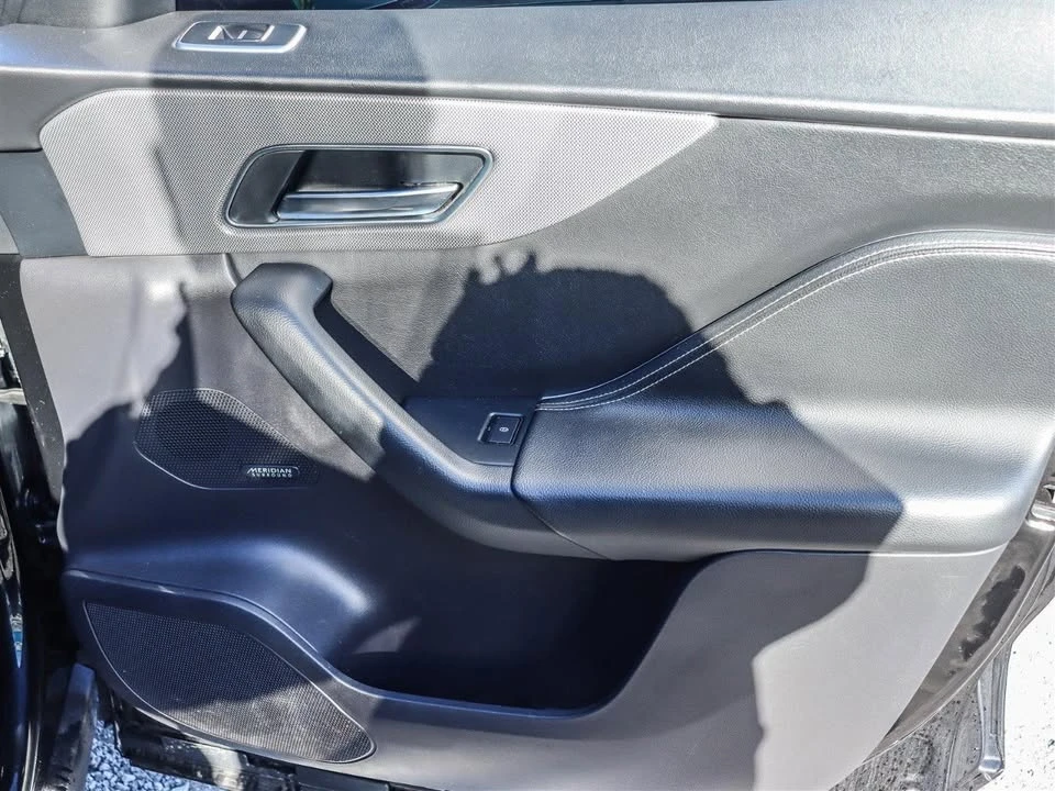 2018 Jaguar F-Pace - Image 17 of 20