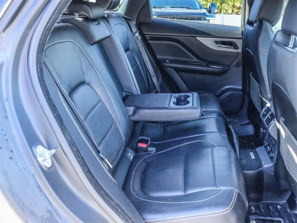 2018 Jaguar F-Pace - Image 18 of 20