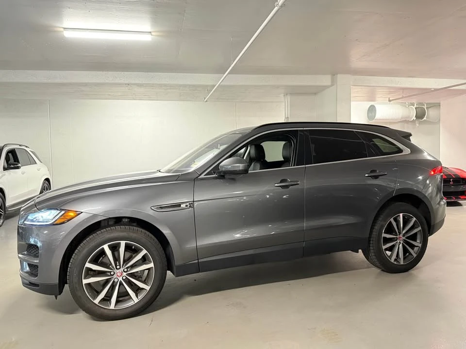 2018 Jaguar F-Pace - Image 11 of 20