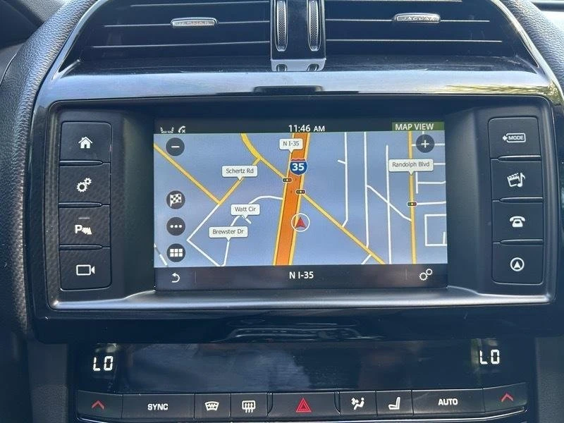 2018 Jaguar F-Pace - Image 13 of 20