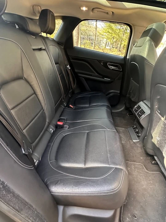 2018 Jaguar F-Pace - Image 10 of 10