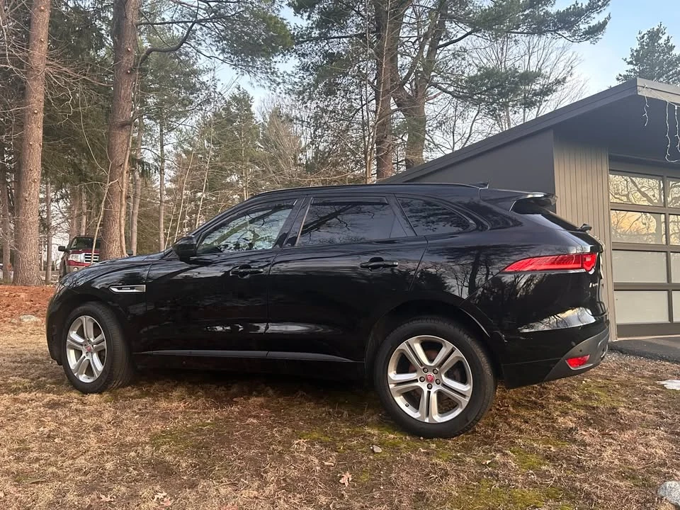 2018 Jaguar F-Pace - Image 5 of 10