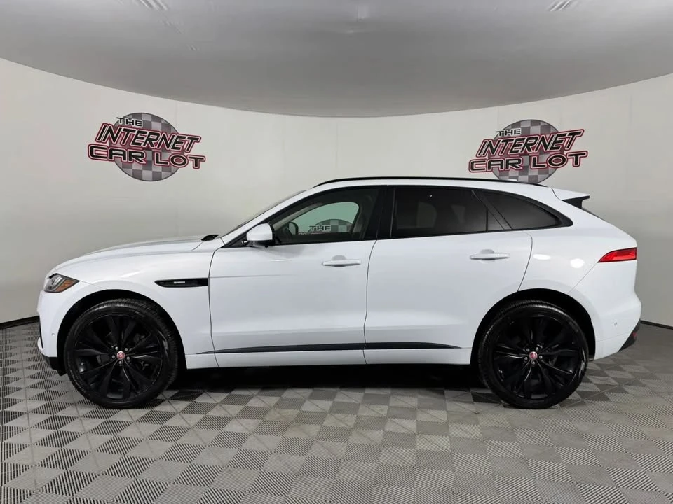 2018 Jaguar F-Pace - Image 2 of 9