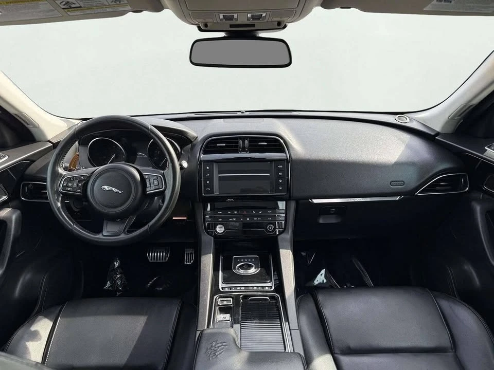 2018 Jaguar F-Pace - Image 14 of 20