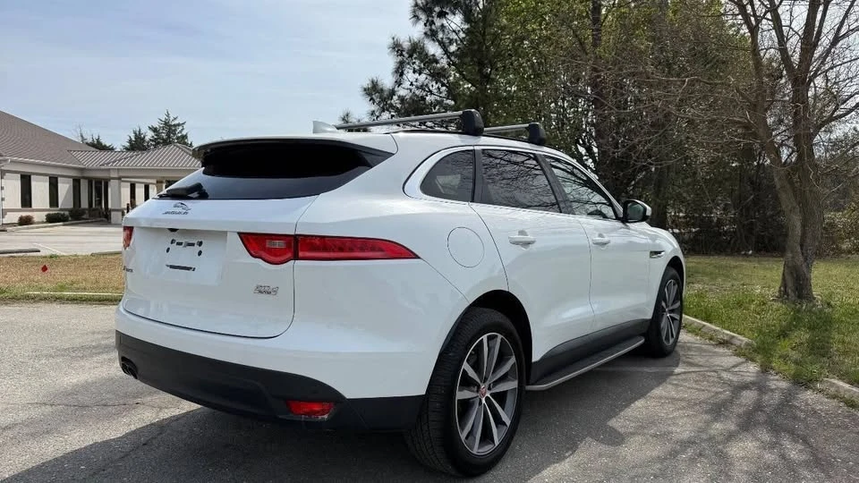 2018 Jaguar F-Pace - Image 6 of 20