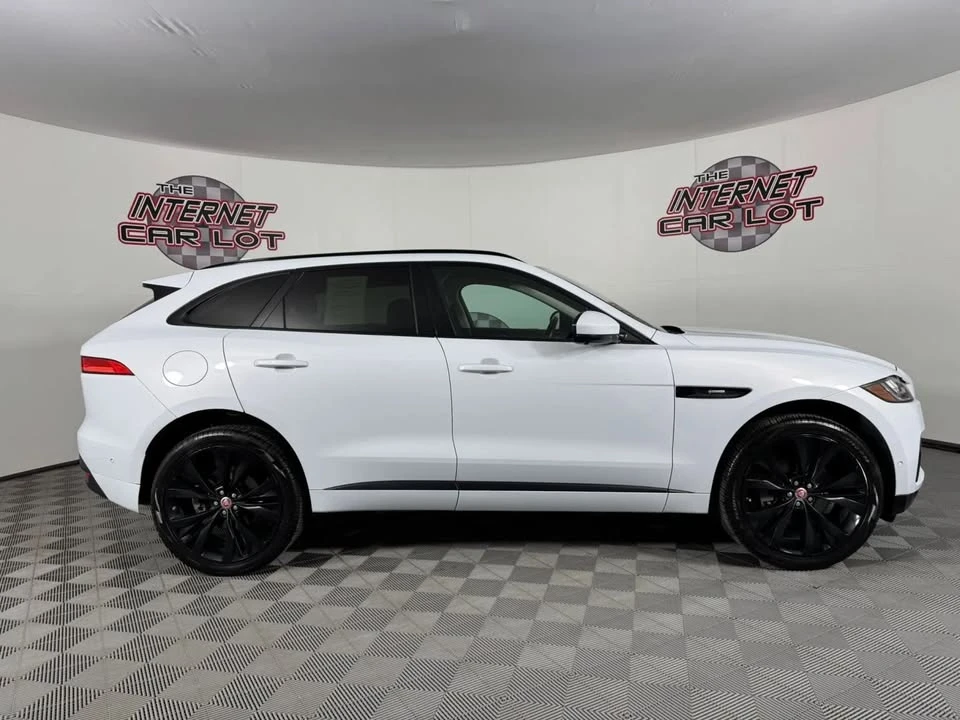 2018 Jaguar F-Pace - Image 3 of 9