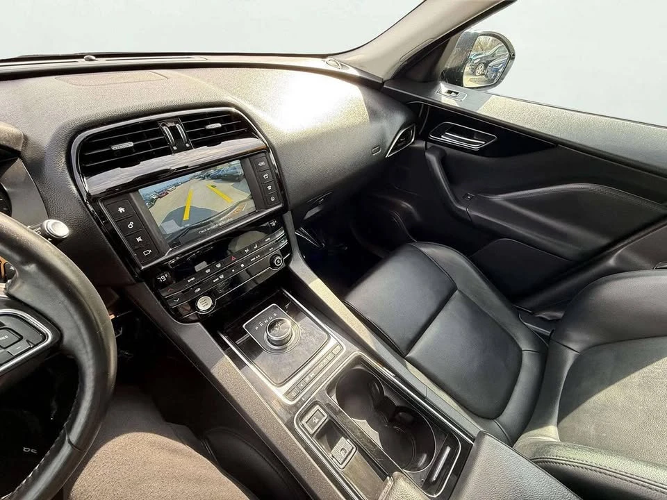 2018 Jaguar F-Pace - Image 19 of 20