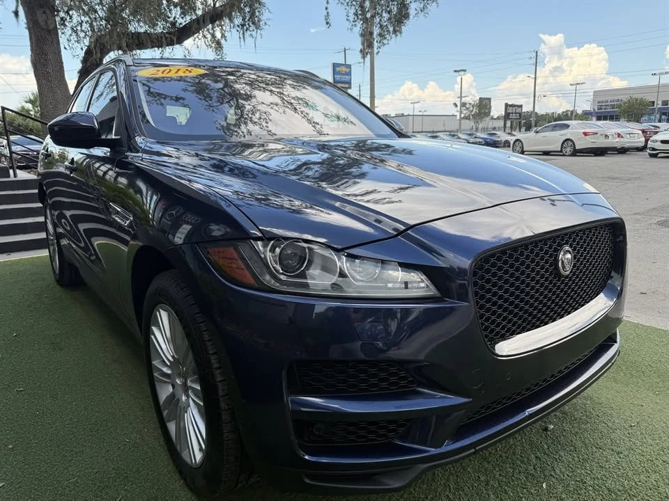 2018 Jaguar F-Pace - Image 3 of 19