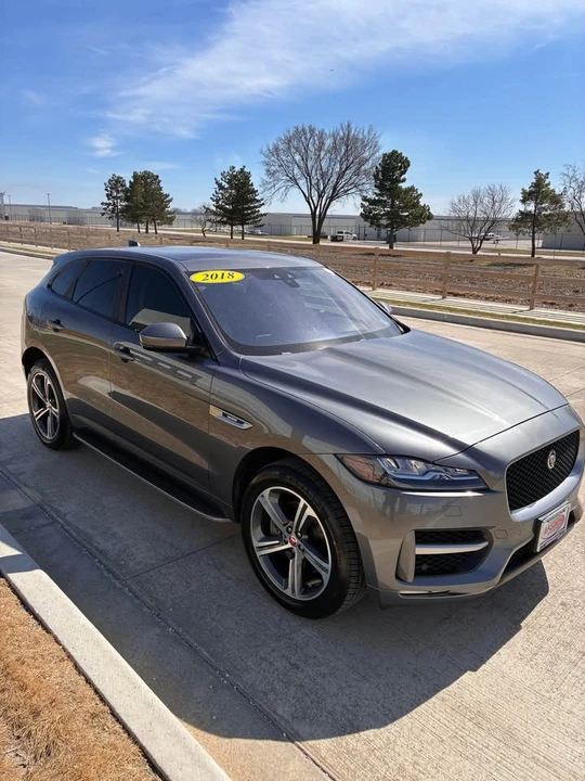 2018 Jaguar F-Pace - Image 2 of 15