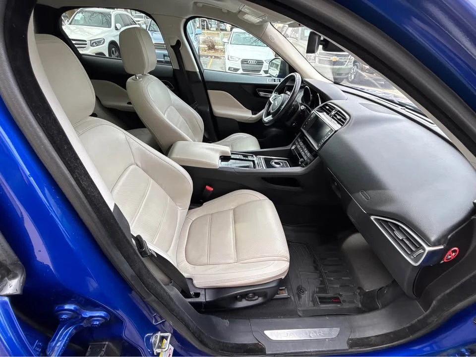 2018 Jaguar F-Pace - Image 9 of 20
