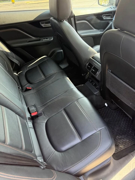 2018 Jaguar F-Pace - Image 8 of 9