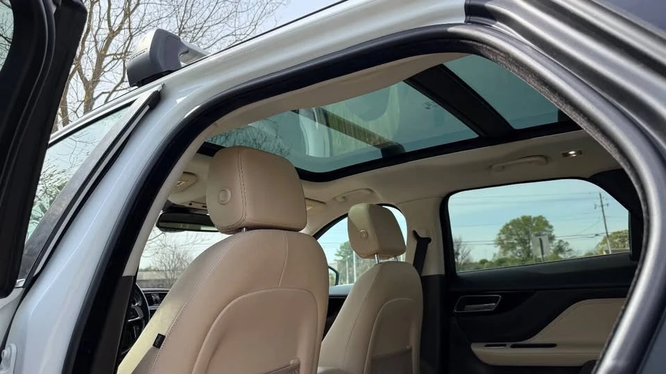 2018 Jaguar F-Pace - Image 20 of 20