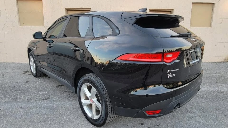 2018 Jaguar F-Pace - Image 10 of 18