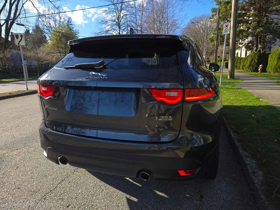 2018 Jaguar F-Pace - Image 2 of 7
