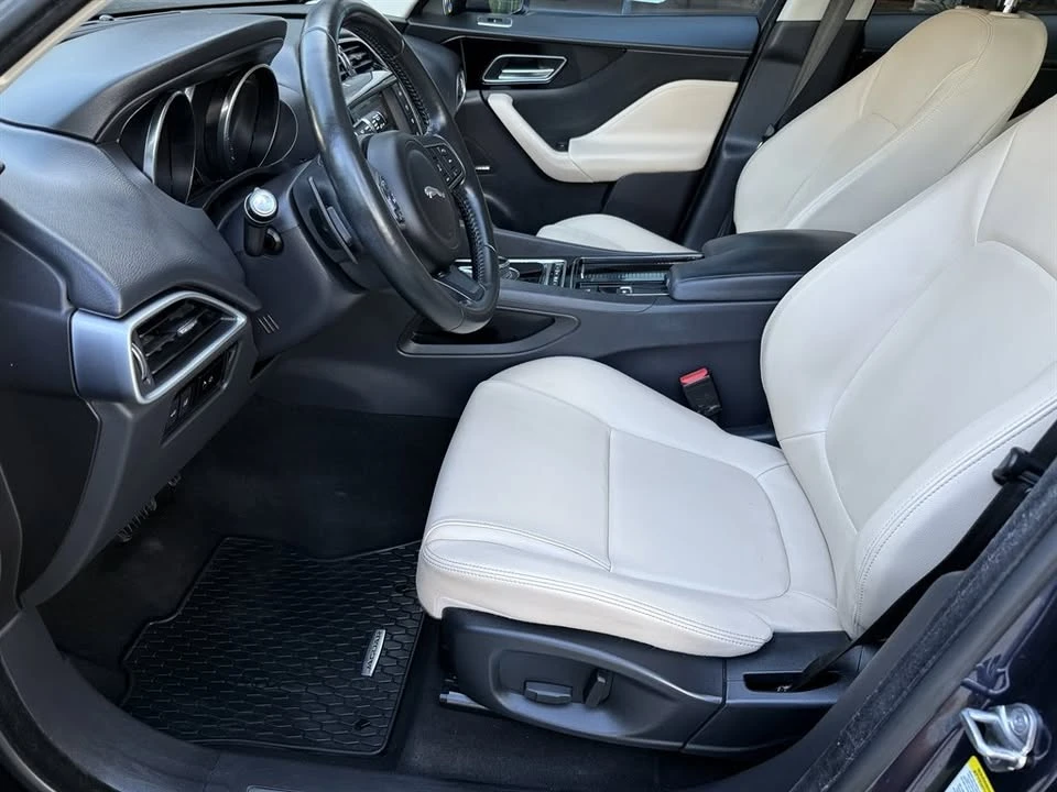 2018 Jaguar F-Pace - Image 13 of 19