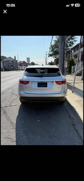 2018 Jaguar F-Pace - Image 2 of 9