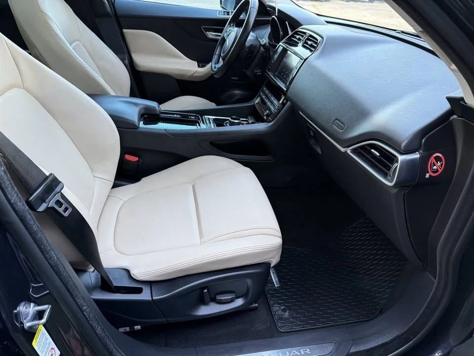 2018 Jaguar F-Pace - Image 15 of 19