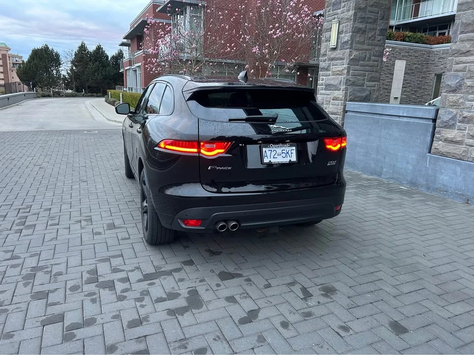 2018 Jaguar F-Pace - Image 14 of 19