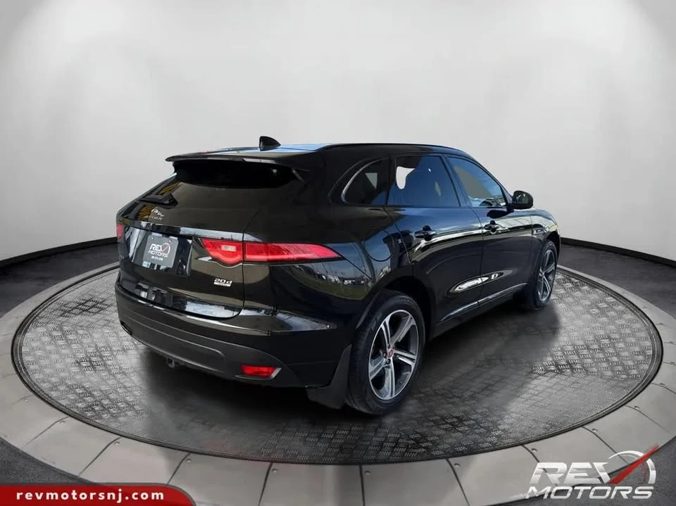 2018 Jaguar F-Pace - Image 5 of 20