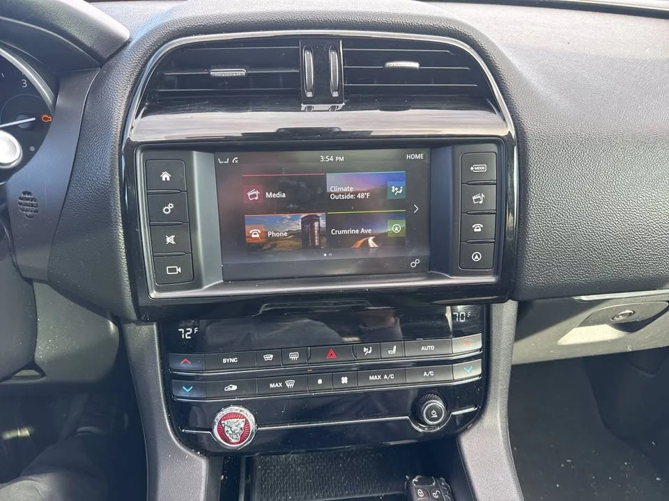 2018 Jaguar F-Pace - Image 9 of 11