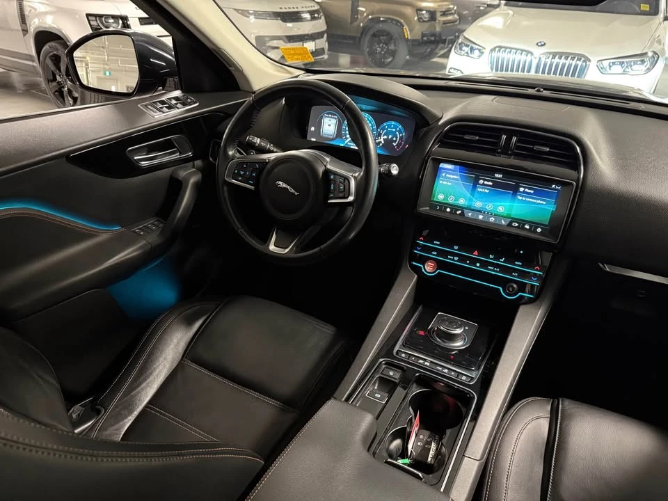 2018 Jaguar F-Pace - Image 17 of 20