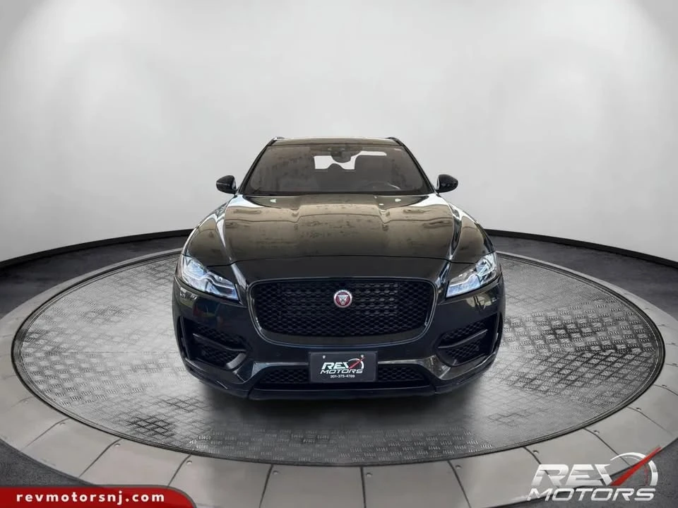 2018 Jaguar F-Pace - Image 8 of 20