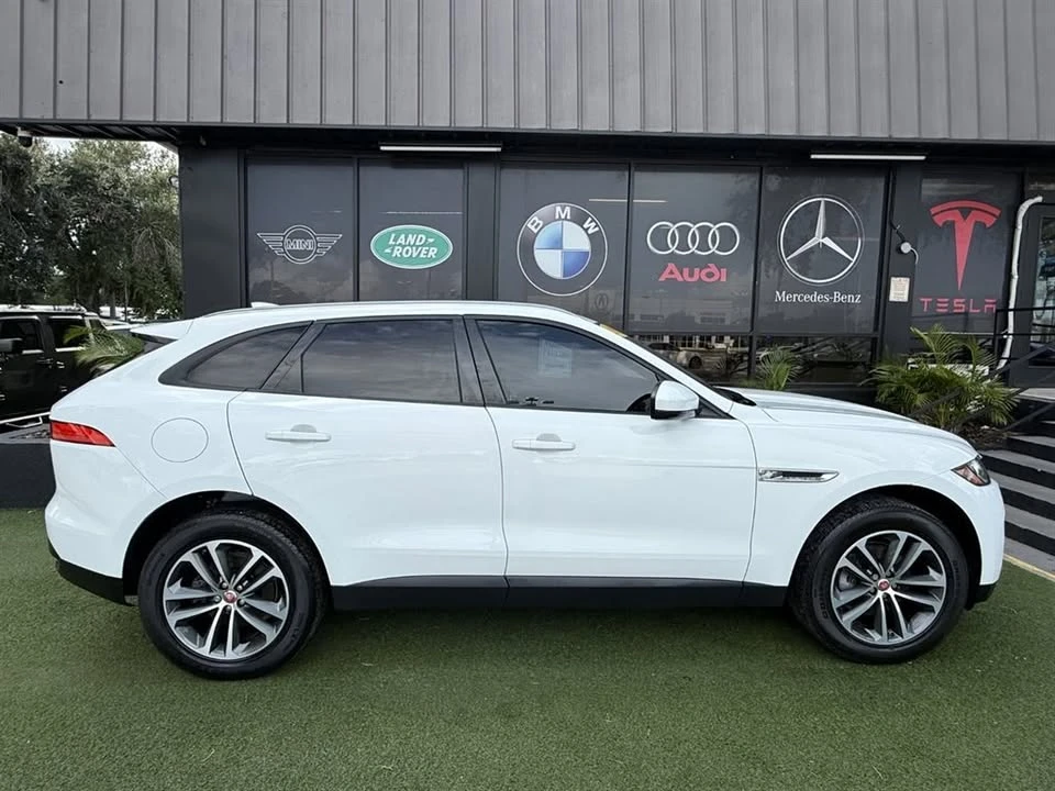 2018 Jaguar F-Pace - Image 8 of 20