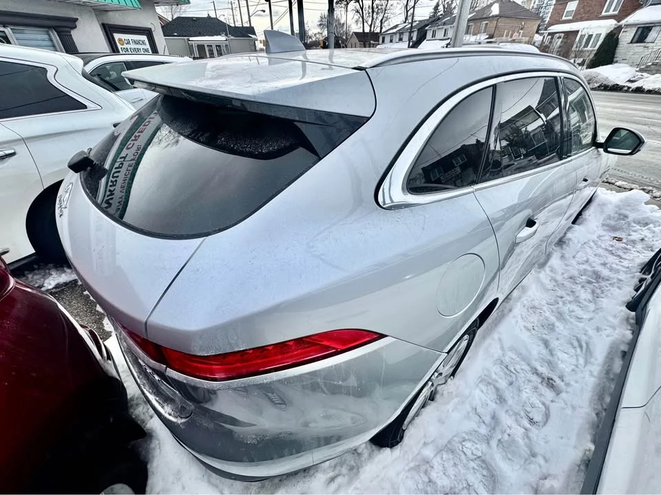 2018 Jaguar F-Pace - Image 7 of 7