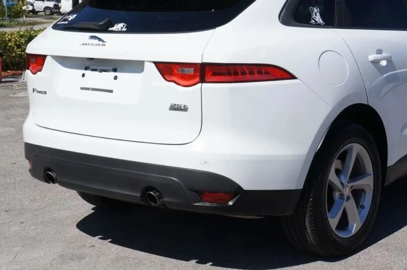 2018 Jaguar F-Pace - Image 9 of 20