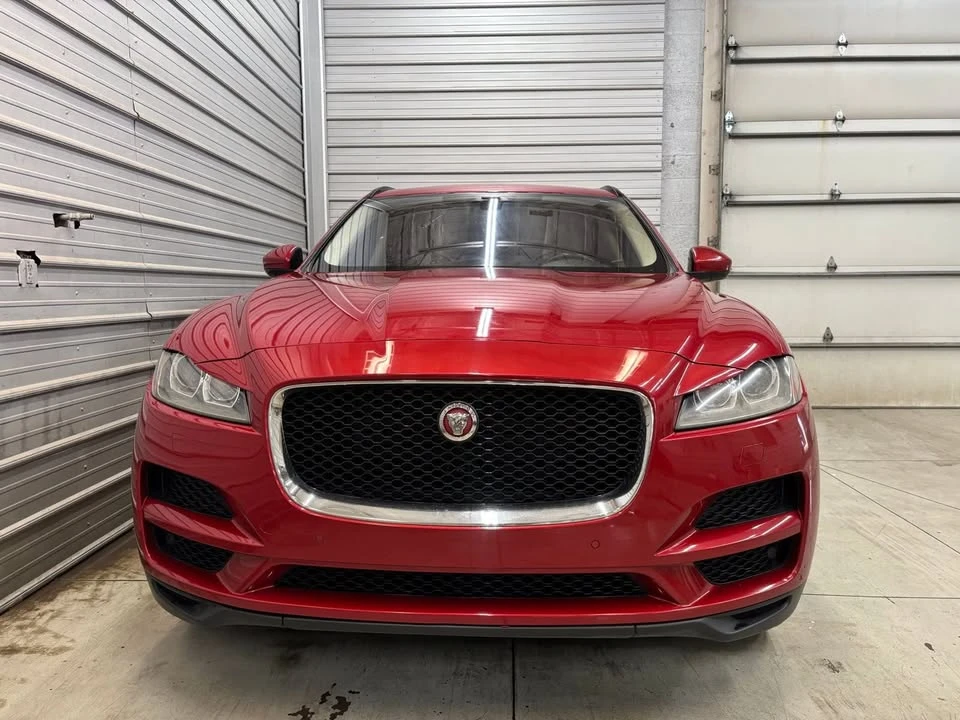 2018 Jaguar F-Pace - Image 2 of 8